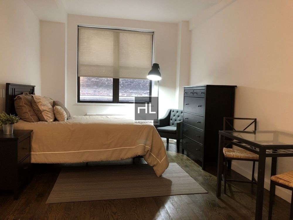 Primary Photo - Prime Upper West Side Luxury studio Apt