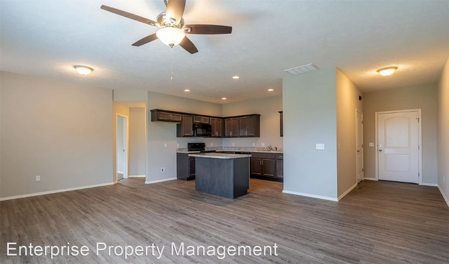 Foto del edificio - 3 br, 2 bath House - 1336 S Normandy Ave