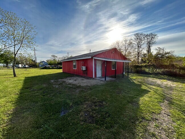 Building Photo - 118 Alabama St