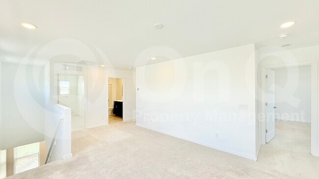 Foto del edificio - 40414 W Sunland Dr