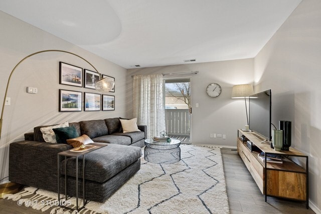 Foto del edificio - 1641 Burberry Ln