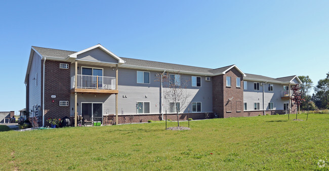 Foto del edificio - Manitowoc Lake Breeze Apartments