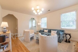 Building Photo - 2602 Acklen Ave
