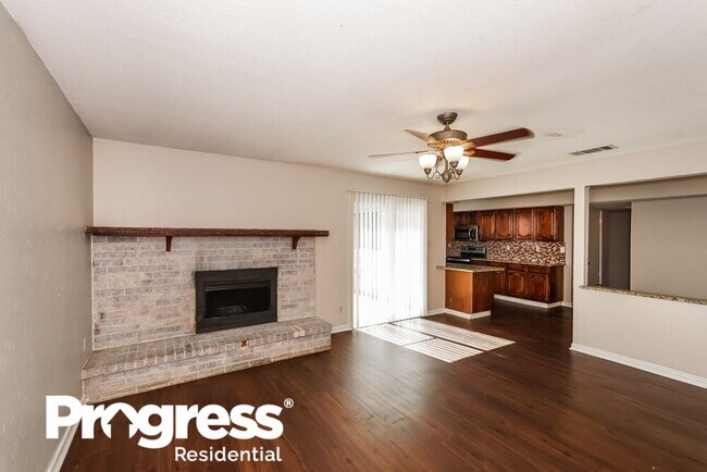 Building Photo - 3009 Joymeadow Dr