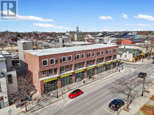 Building Photo - 185-185 Division St