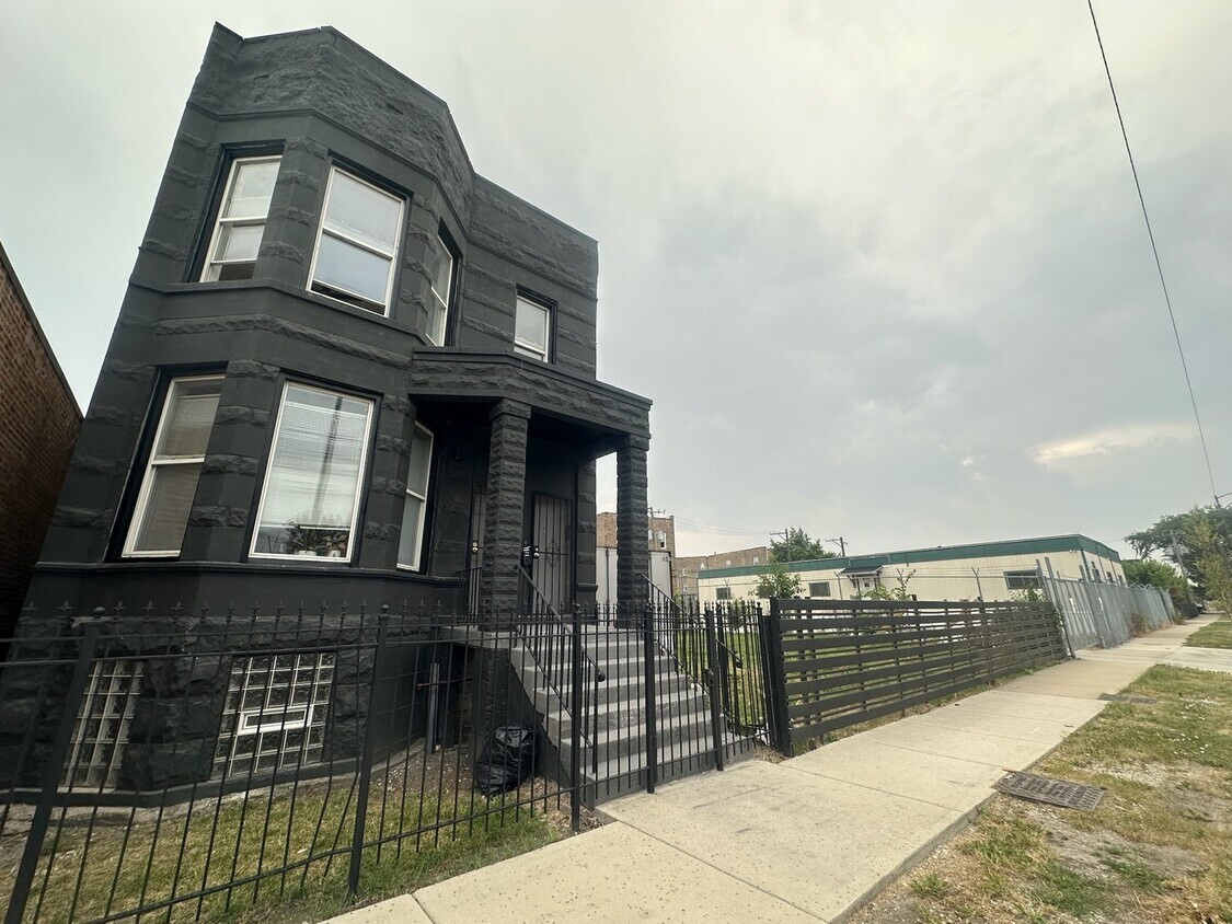 Foto principal - 3511 W Fillmore St