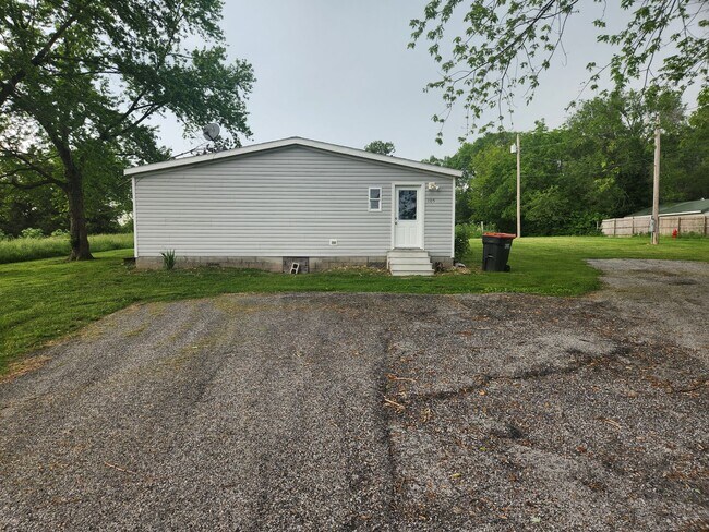 Foto del edificio - Cute house on 1 acre