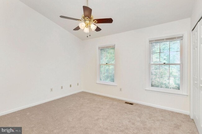 Building Photo - 8488 Canyon Oak Dr