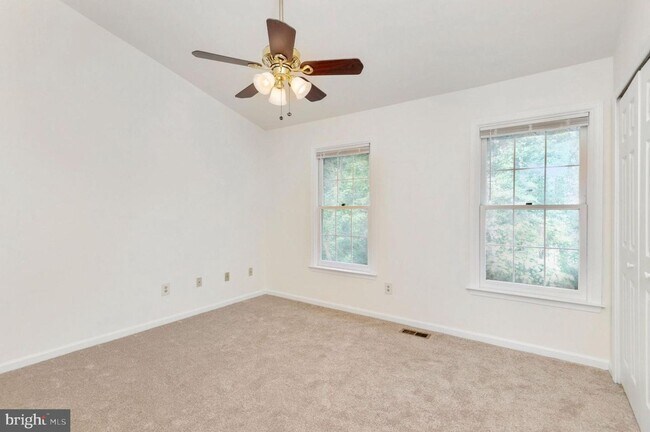 Foto del edificio - 8488 Canyon Oak Dr