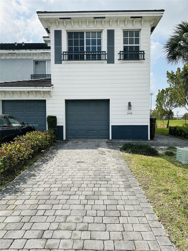Foto del edificio - 3450 NW 13th St