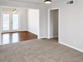 Building Photo - 5535 S Boston Pl