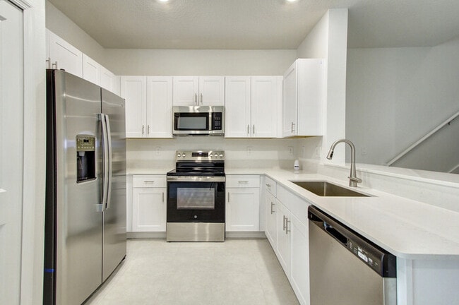 Photo - 10224 Trumpet Honeysuckle Wy Townhome