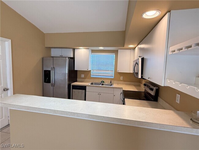 Foto del edificio - 3942 20th St W