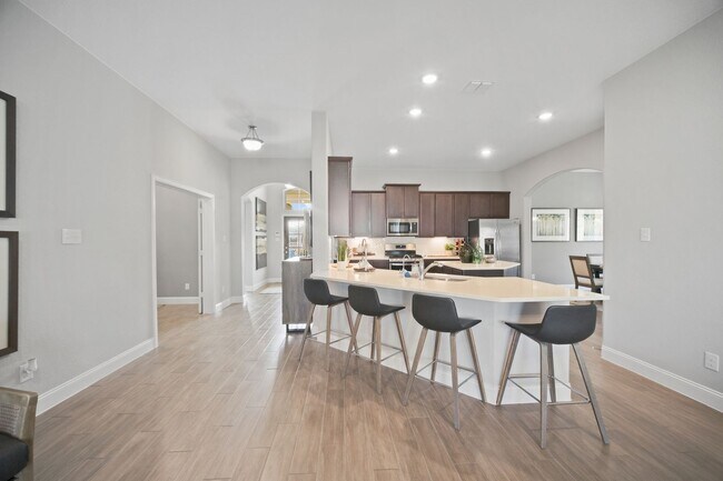Foto del edificio - 4-BEDROOM MODEL HOME IN GRUENEFIELD