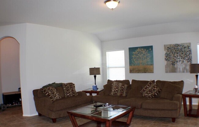 Foto del edificio - 477 Eagle Brook Ln