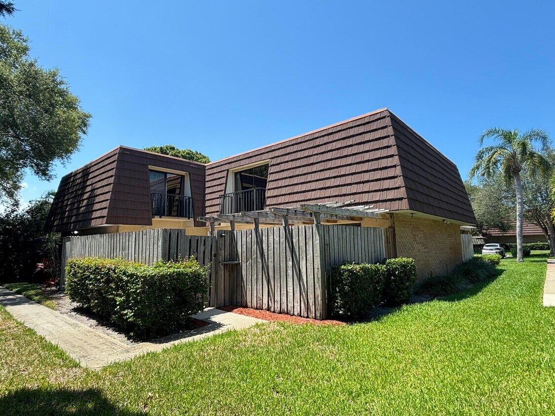 Foto principal - 2110 21st Ln