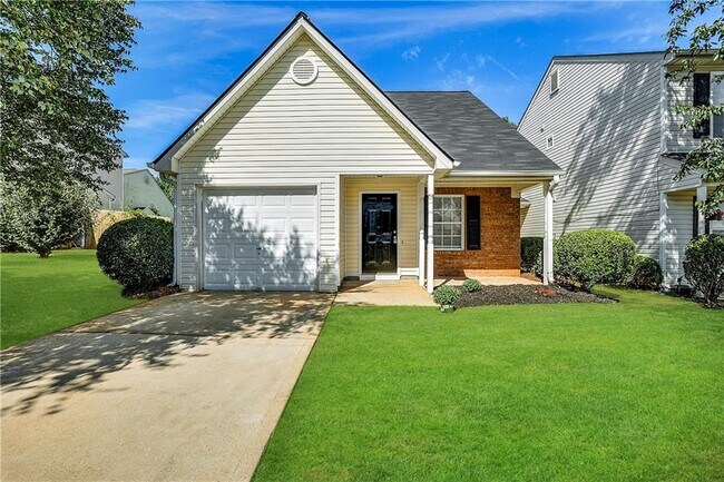 Building Photo - 433 Kara Ln