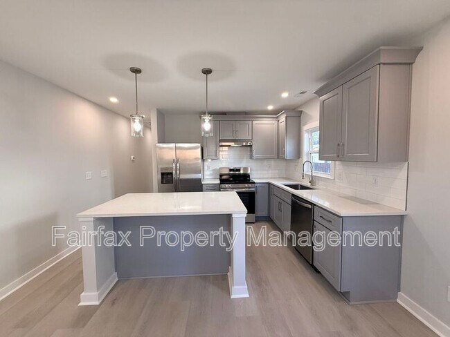 Foto del edificio - 703 N Guthrie Ave