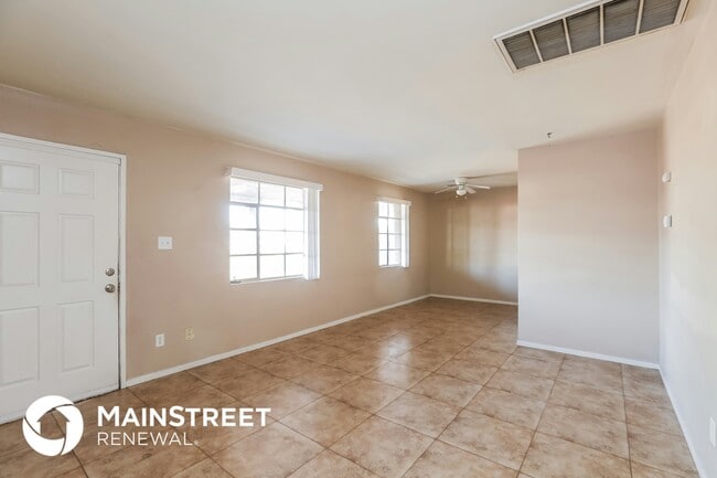 Building Photo - 1811 W Mohave St