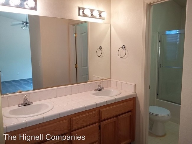 Building Photo - 4537 Moyvane Dr