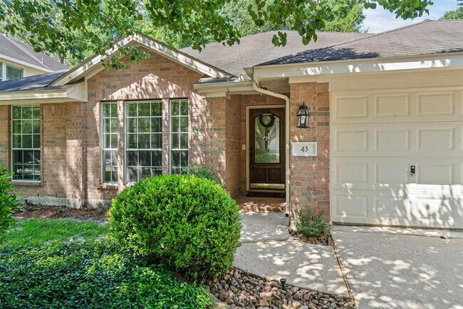 Building Photo - 43 E Russet Grove Cir