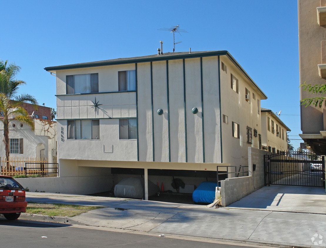 181 Apartments for Rent in 90019, CA | Westside Rentals