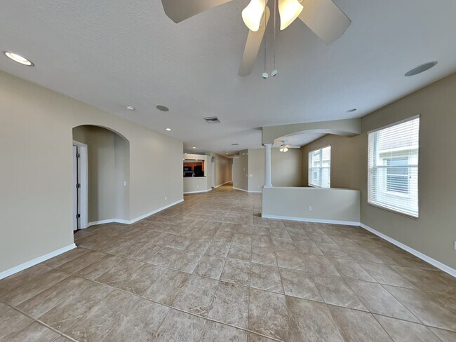 Building Photo - 1652 Bonita Bluff Ct
