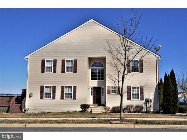 Foto del edificio - 7097 Hunt Dr