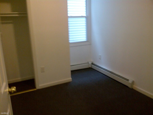 Foto del edificio - 100 Albion Ave