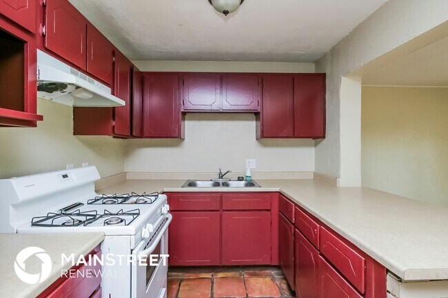 Building Photo - 3733 W Cypress St