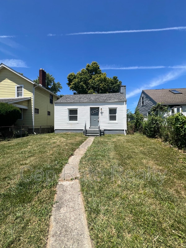 Building Photo - 924 E 18th Ave