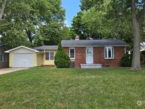 Building Photo - 1150 Windsor Dr