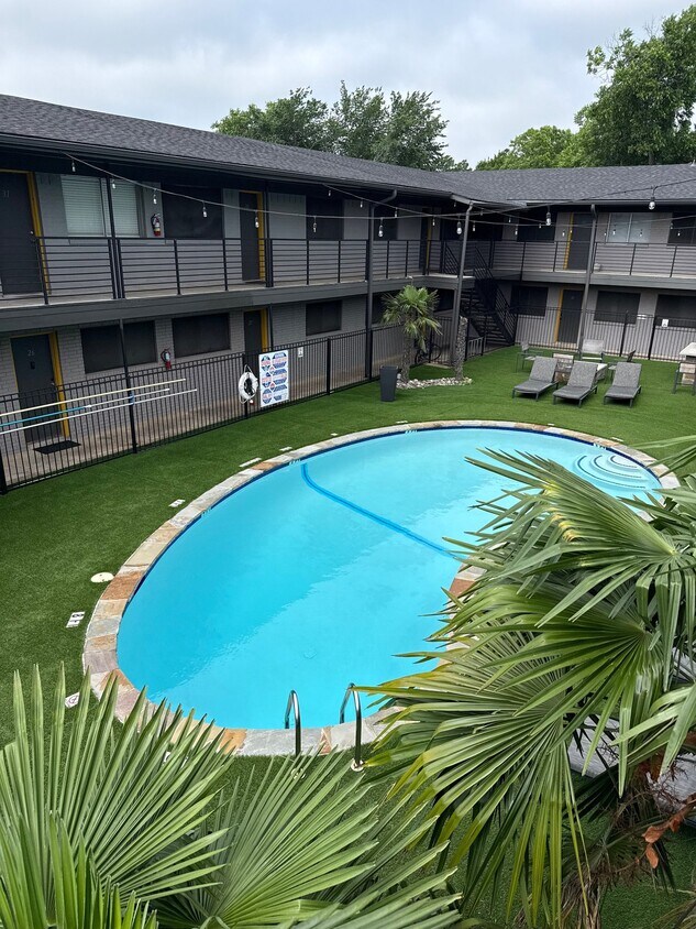 Foto del edificio - 412 Summit Ave