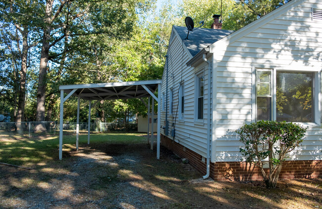 Carport and Storage Shed - 600 N Carr St