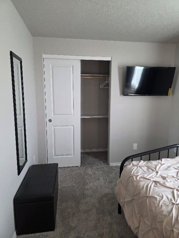 Foto del edificio - 600 Van Wy