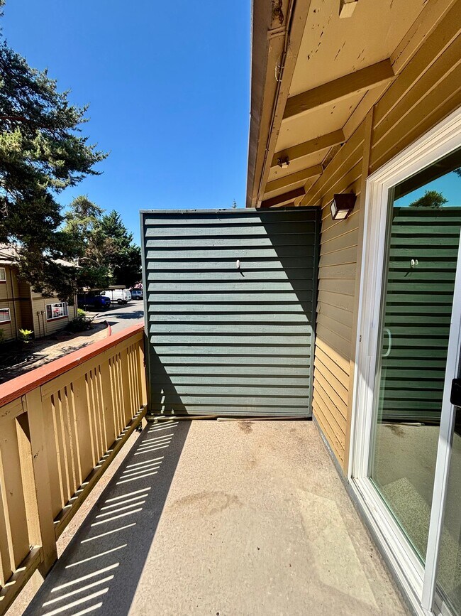 Building Photo - 39500 SW 102nd Ave