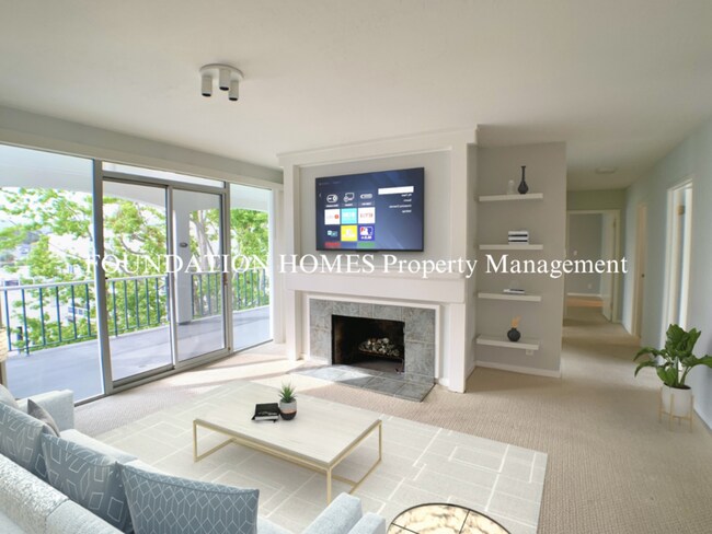 Foto del edificio - 2330 Shelter Bay Ave