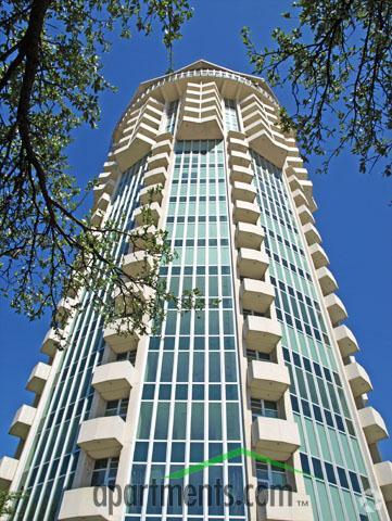 Edificio - Founders Tower