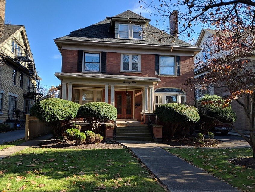 Primary Photo - 74 Brunswick St