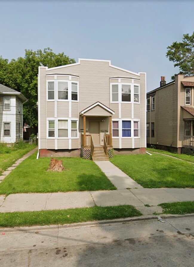 Building Photo - 6321 24th Ave
