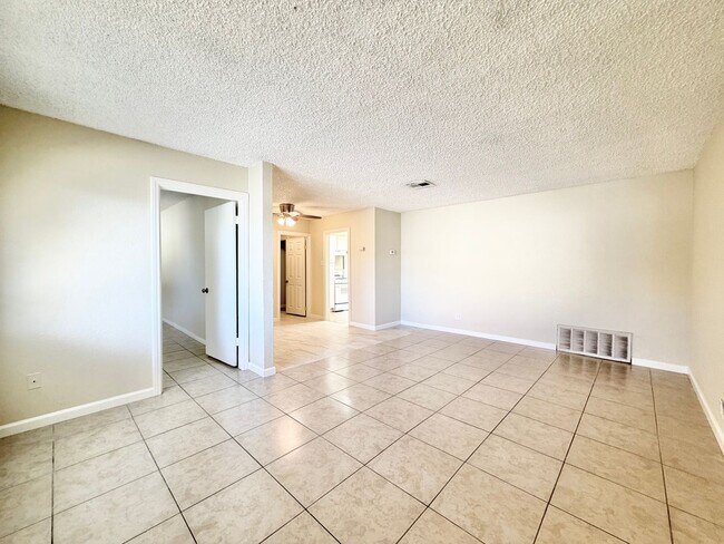 Foto del edificio - 45828 Marshall St