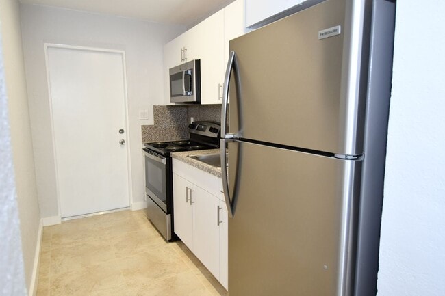 Building Photo - 1398 NW 61st St