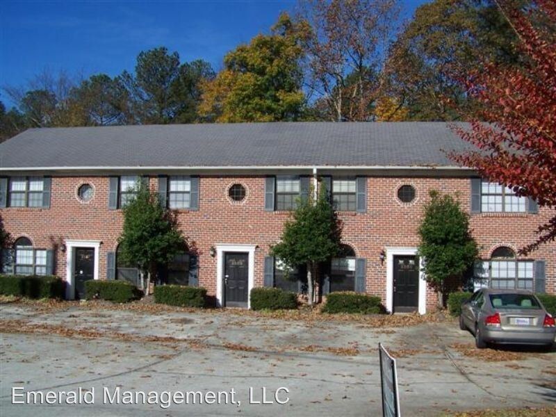 Primary Photo - 2611 Parkside Way