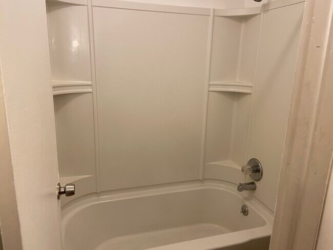 Bathroom - 10444 E 14th Ave