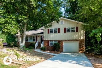 Building Photo - 2693 Stoneview Terrace