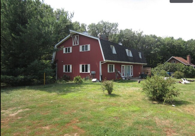 Building Photo - 215 Jordan Rd