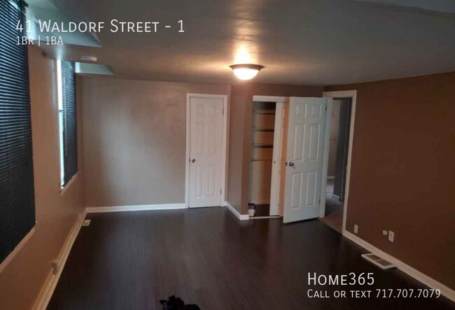 Building Photo - 1 Bedroom Unit in Pittsburgh!