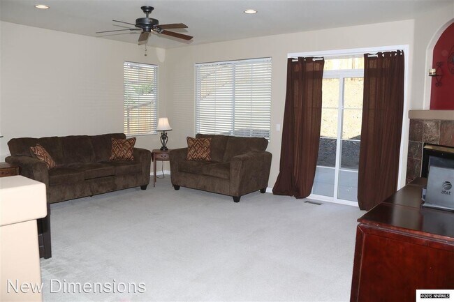 Foto del edificio - 3 br, 2 bath House - 2480 Sorrento Ln.