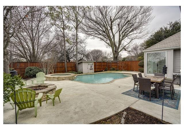 Building Photo - 501 Coventry Dr