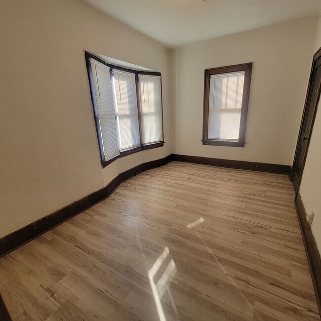 Foto del edificio - 1023 Pierce St